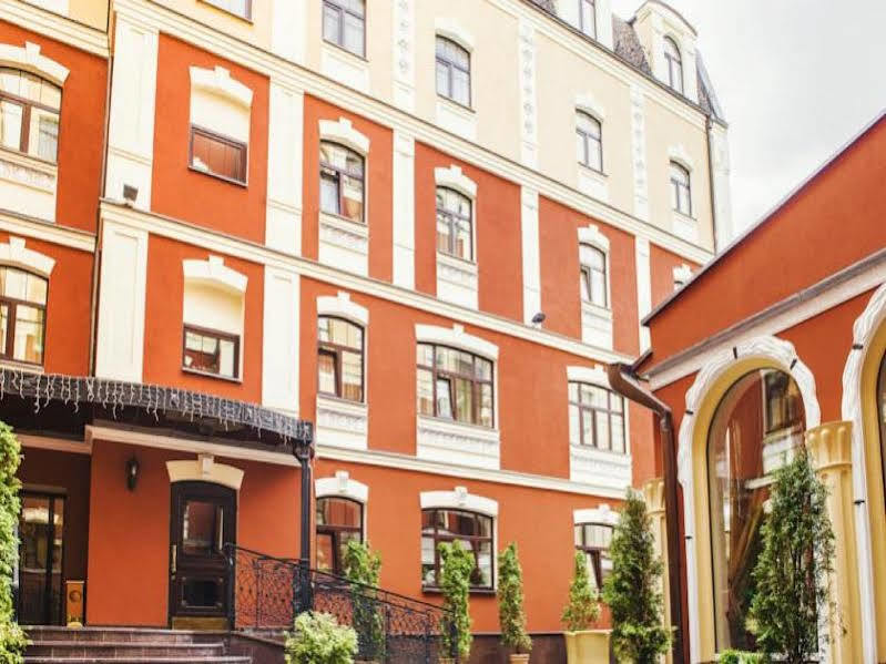 Podol Plaza Hotel Kyiv Exterior photo